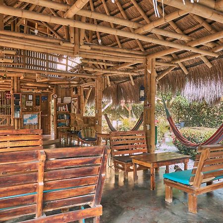 Coco Saenkala Hostel Паломино Экстерьер фото
